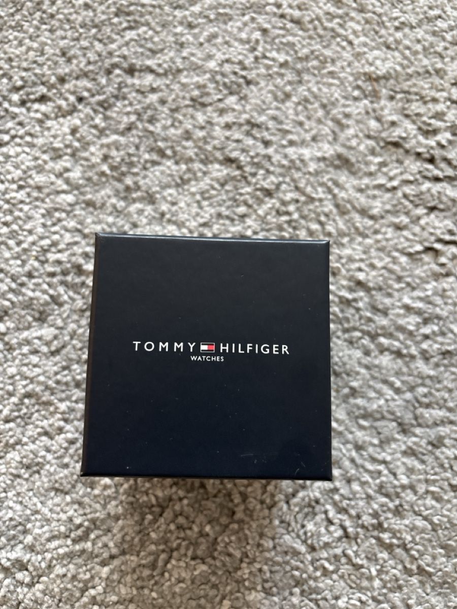 Tommy Hilfiger Orologi: Tommy Hilfiger Parker Uhr Silver – Usato da Effretikon venduto da StoneIsland8604 4