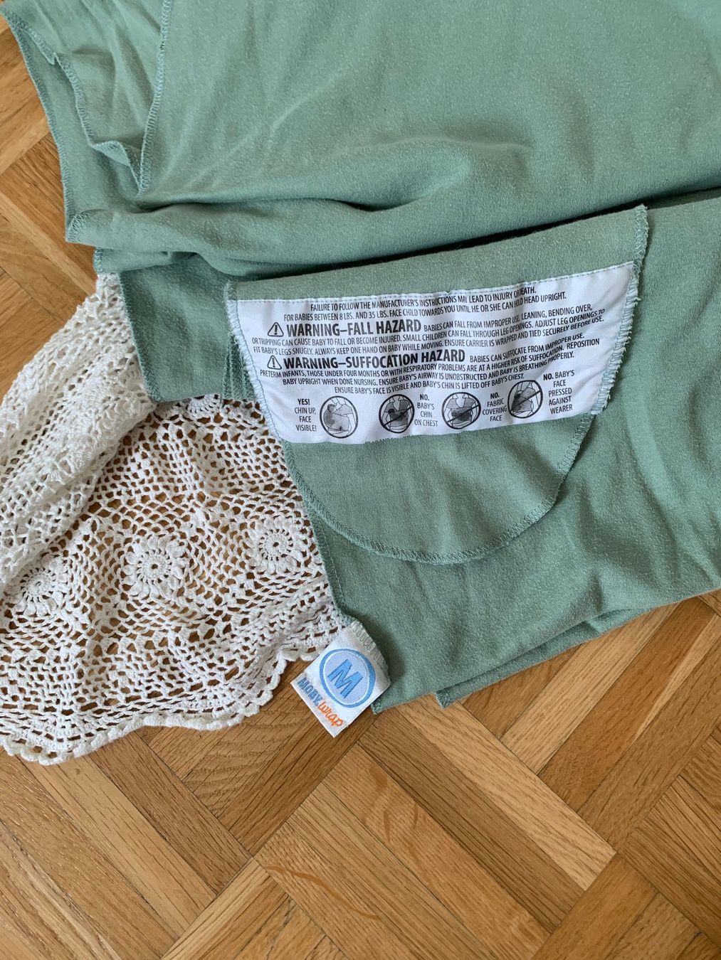 Moby Wrap Marsupi portabebè: Moby Wrap Tragetuch Sage – Usato da Moutier venduto da chDuplessy 2