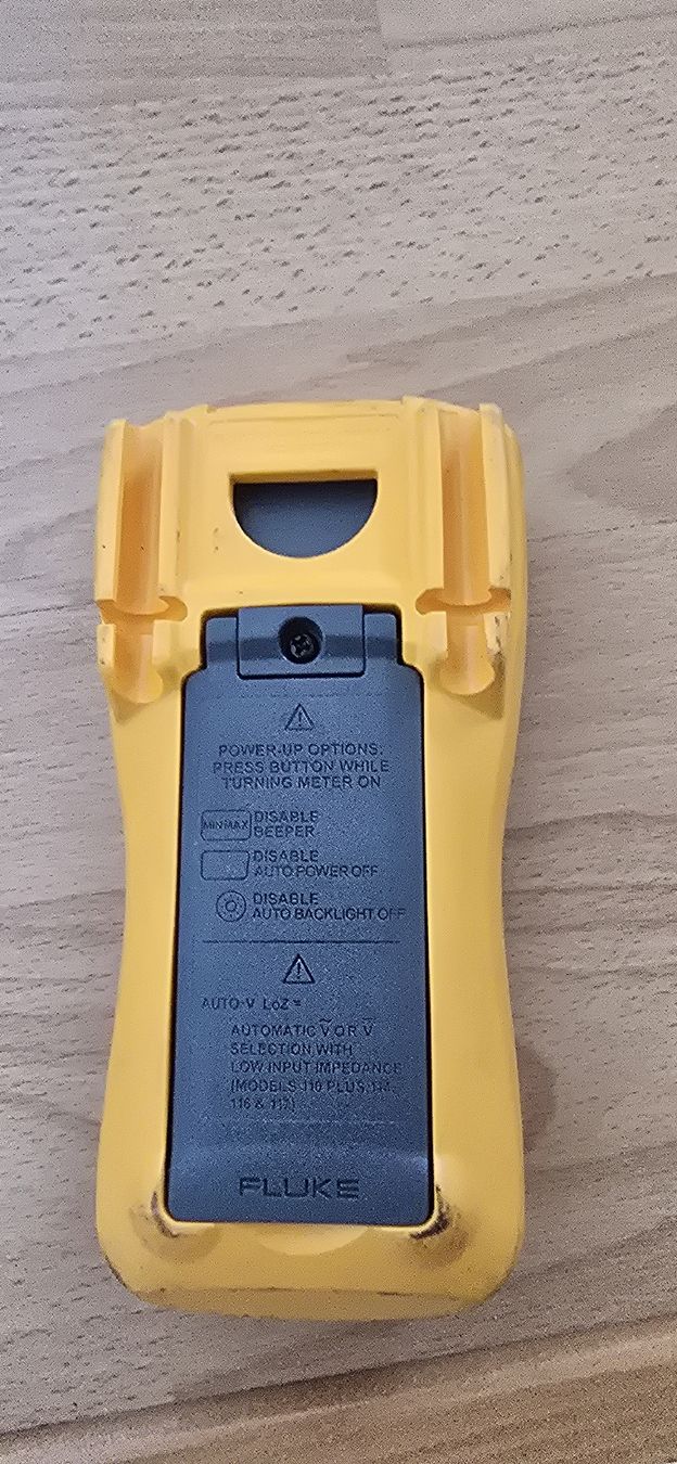 Misurare: Fluke 115 True RMS Multimeter – Usato da Leibstadt venduto da raf_cxj6 1