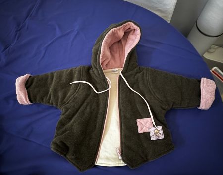 Neuwertige weiche Babyjacke von Bébé-Jou,  1/2 -1 Jahr