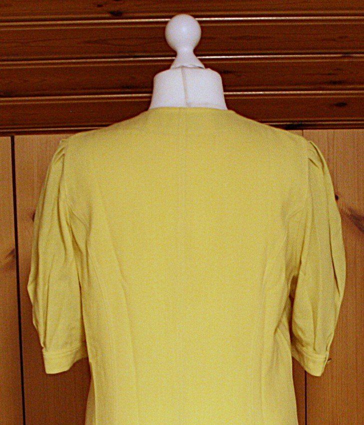 Vestiti: Kleid Goldschmidt gelb Gr. M – Difettoso da Flüelen venduto da Diversicum-Vintage 6