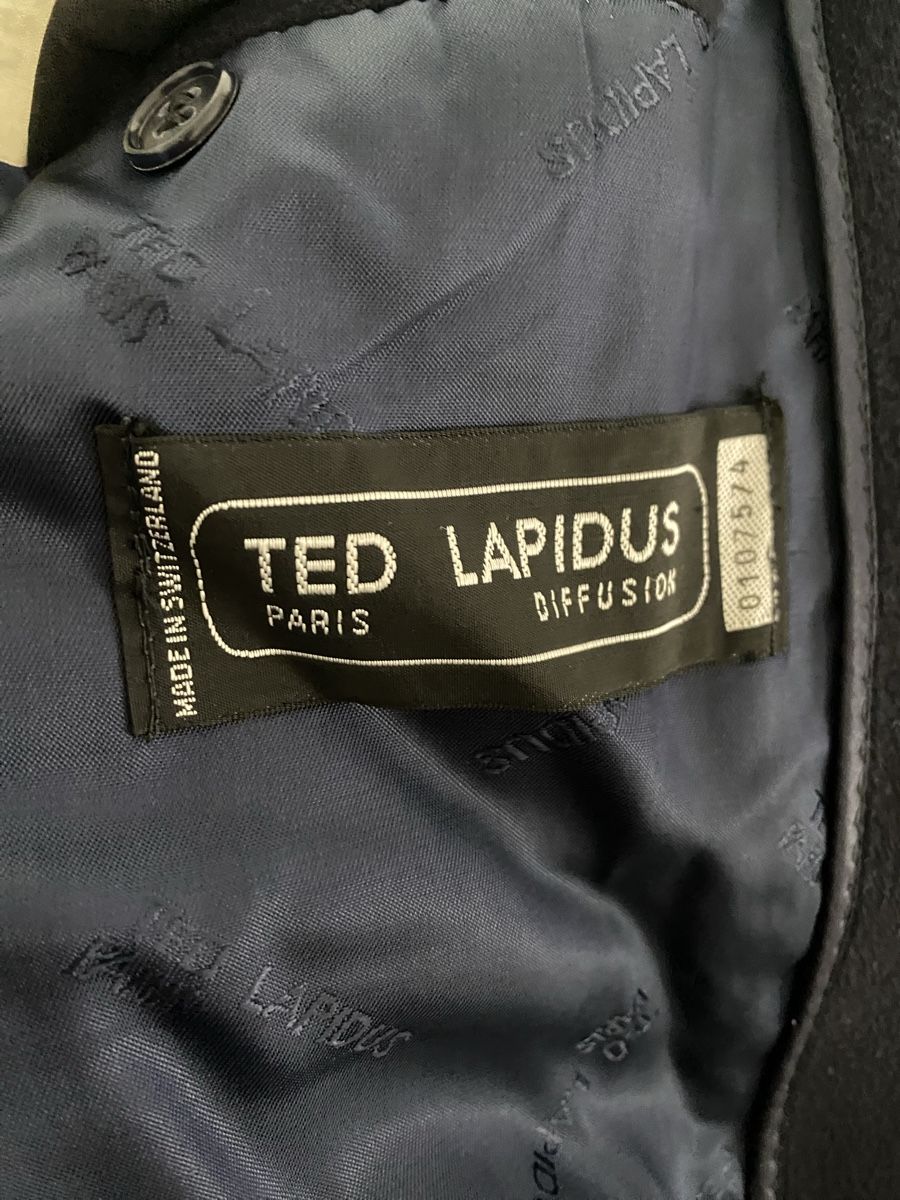 Cappotti: Ted Lapidus Mantel aus 85% Kaschmir – Usato da Opfikon venduto da Luis144 7