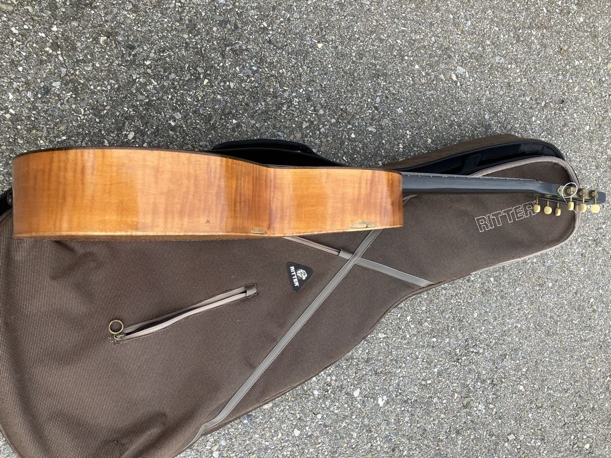 Instruments de musique: Antike Gitarre – D'occasion à Düdingen par Kalalua 6