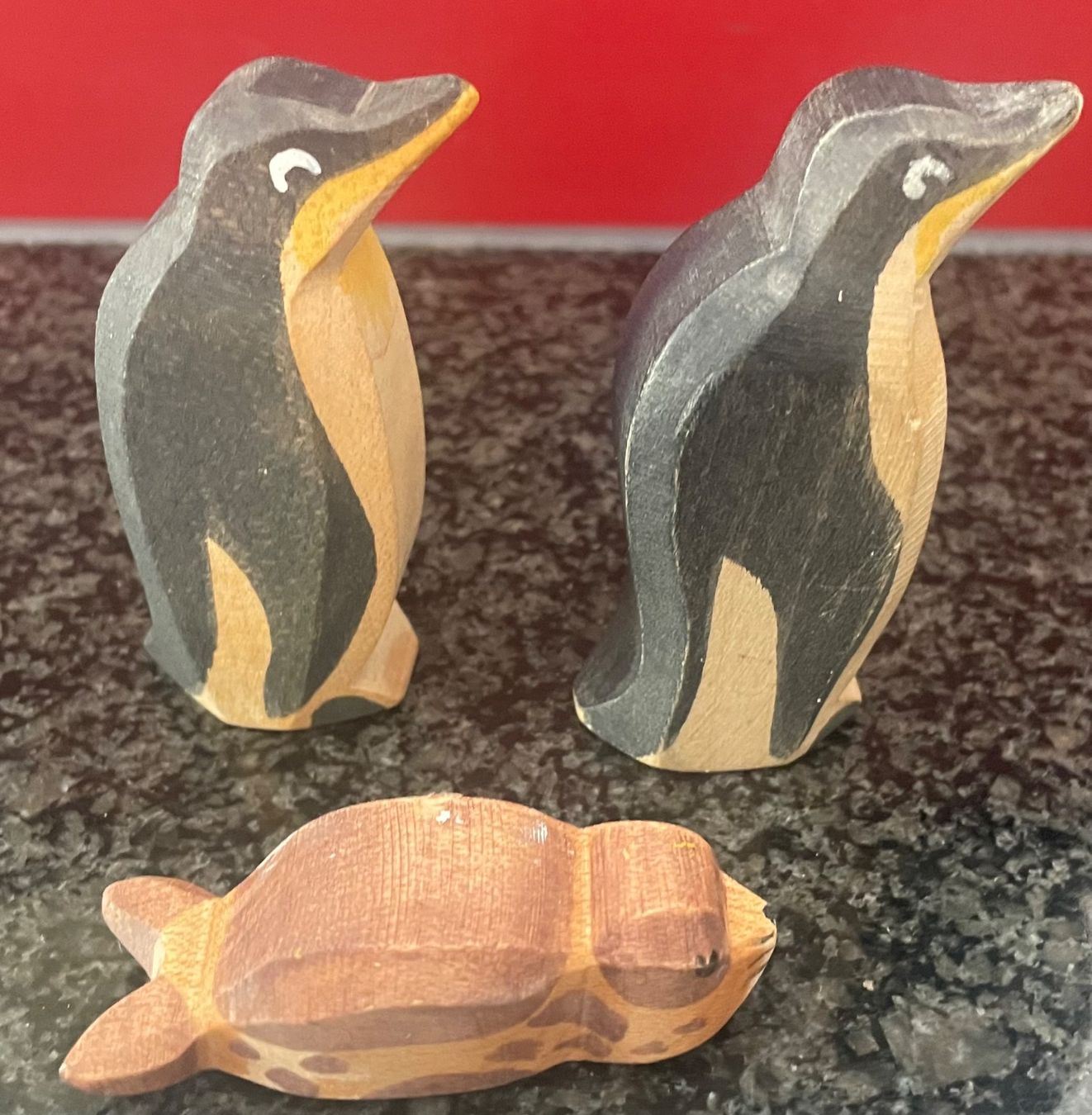 Ostheimer Giocattoli: Ostheimer 2 Pinguine, junger Seehund, gemarkt – Usato da Zuerich venduto da poeteterli 1