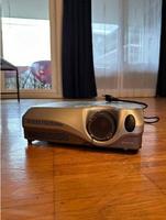 Hitachi CP X444 | Beamer | Projektor