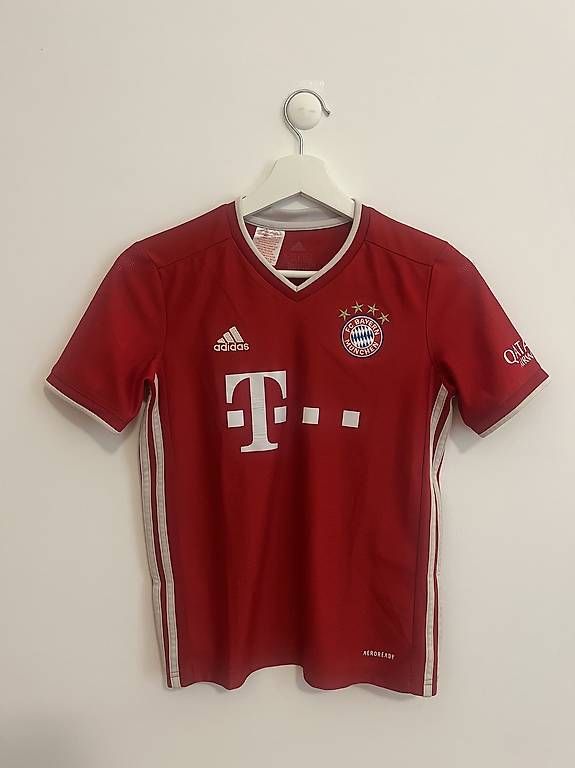 Leibchen & Hosen: Maillot de football  – Gebraucht aus Savigny von Rafael_Frach 4