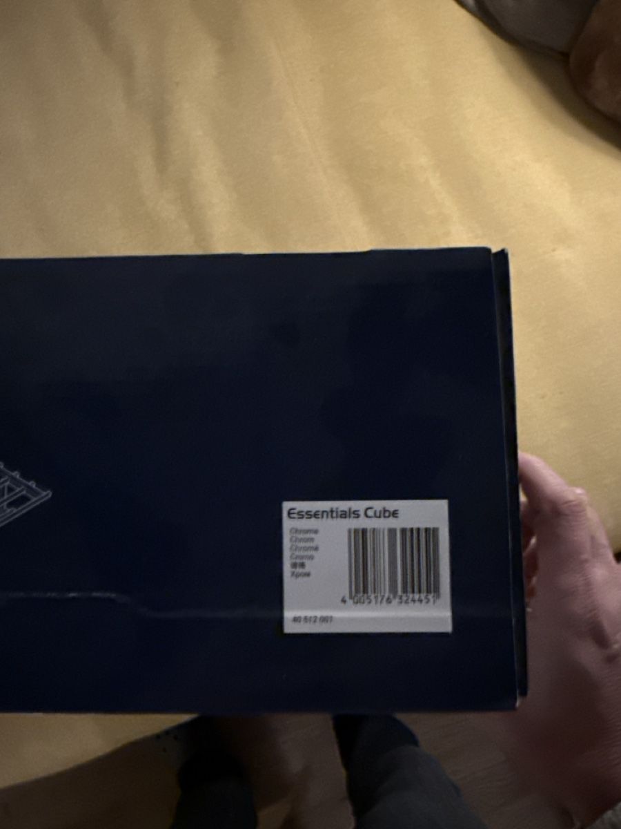 Grohe Portasciugamani: Neuer Grohe Essentials Cube Handtuchhalter, Originalverpackt – Nuovo e nell'imballaggio originale da Cartigny venduto da mike1967 1