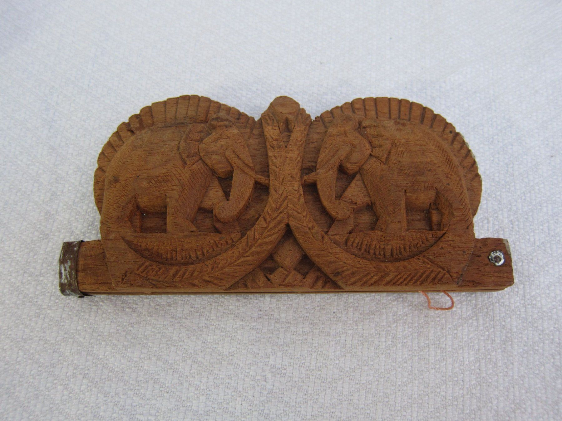 Statuette: DEKORATION AUS HOLZ – Usato da Regensdorf venduto da Eri8057 4