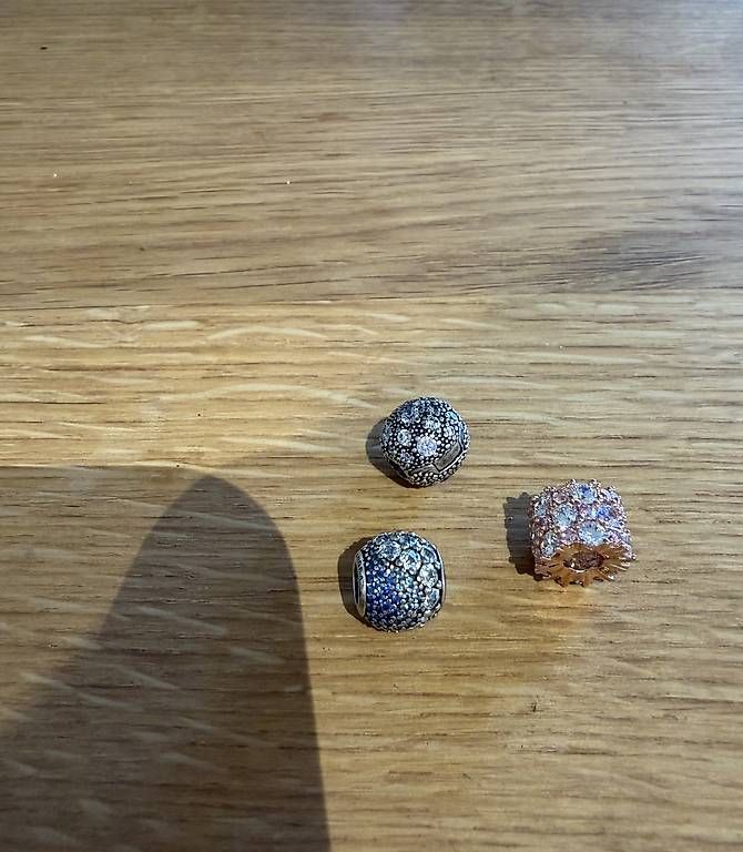 Pandora Pendentifs: Pandora Charms Glitzer – D'occasion à Staufen par am_clothing 1