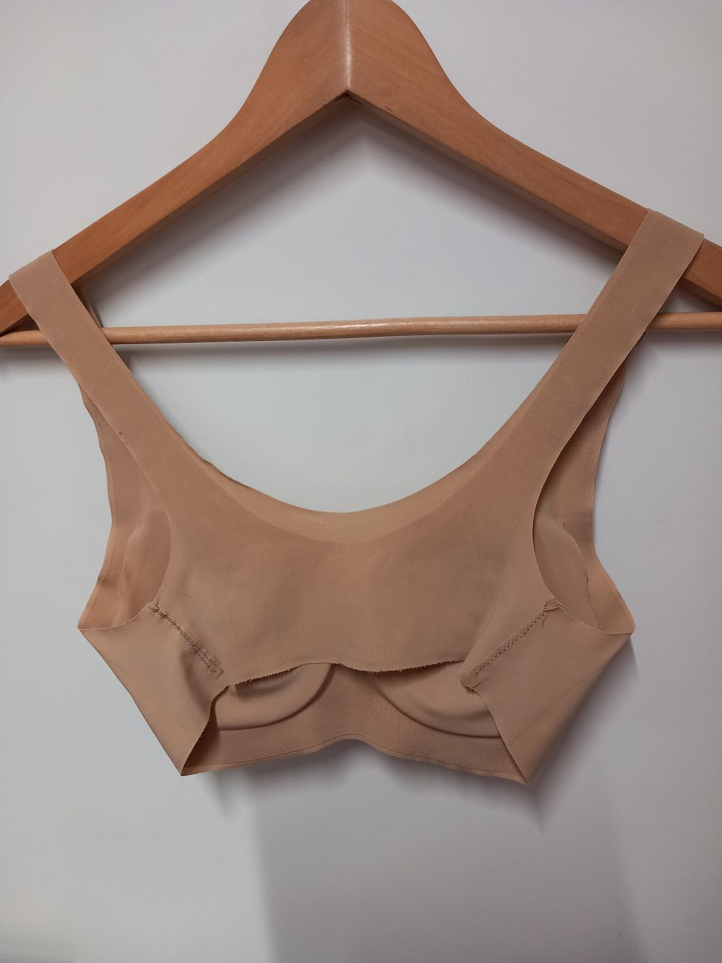 Sloggi Sonstige Unterwäsche: Sloggi Zero Feel Bralette Gr.XS/S beige – Gebraucht aus Merligen von muss_haben 1