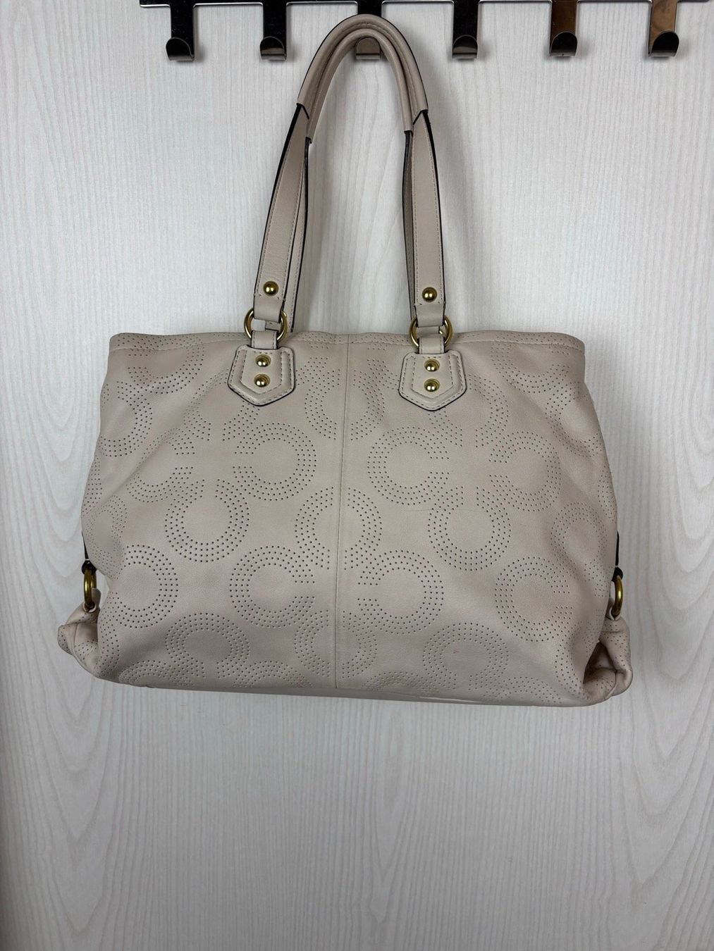 Coach Taschen für Damen: Coach Leather Shoulder Bag – Gebraucht aus Tägerwilen von Akh.Boutique 3