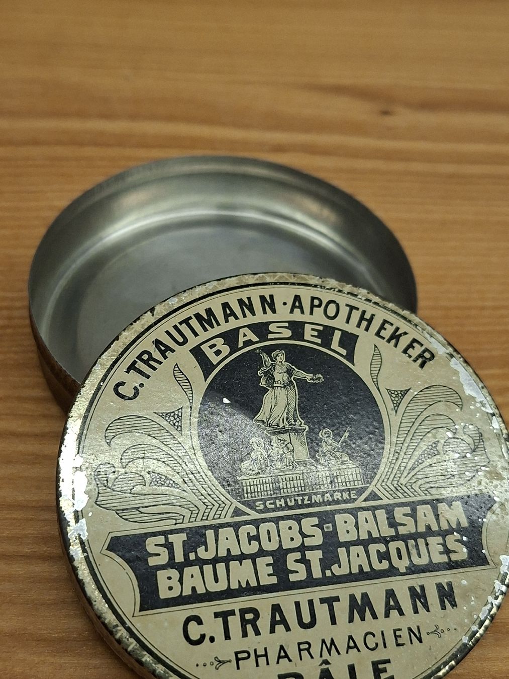 Dosen: Blechdose C.Trautmann Apotheker Basel  – Gebraucht aus Ganterschwil von HeidiuPeter 4