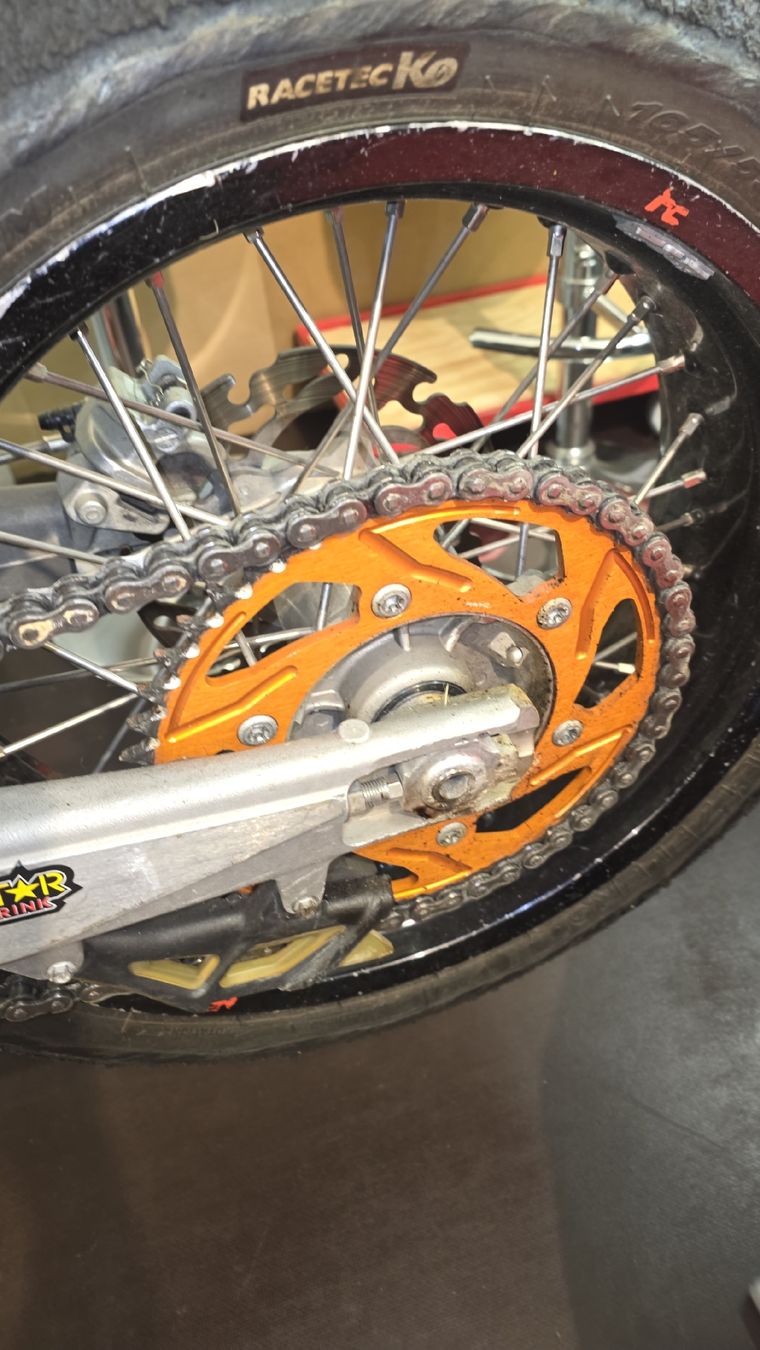 KTM Strada: KTM Smr supermotard 450 / 2009  – Usato da Lausen venduto da FUNNYGAMES 8