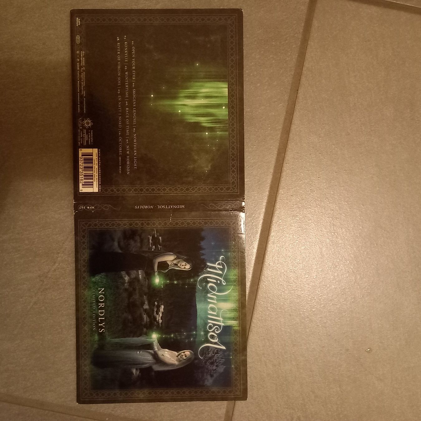 CD: Midnattsol - nordlys (digi) – Usato da St-Cergue venduto da VeganWarrior