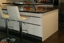Bartheke aus Granit