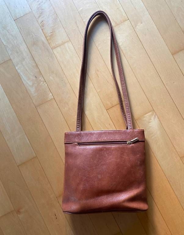 Taschen für Damen: LEDER SCHULTERTASCHE LIVIA FLORIO – Gebraucht aus Mollis von sch_7b5z 2