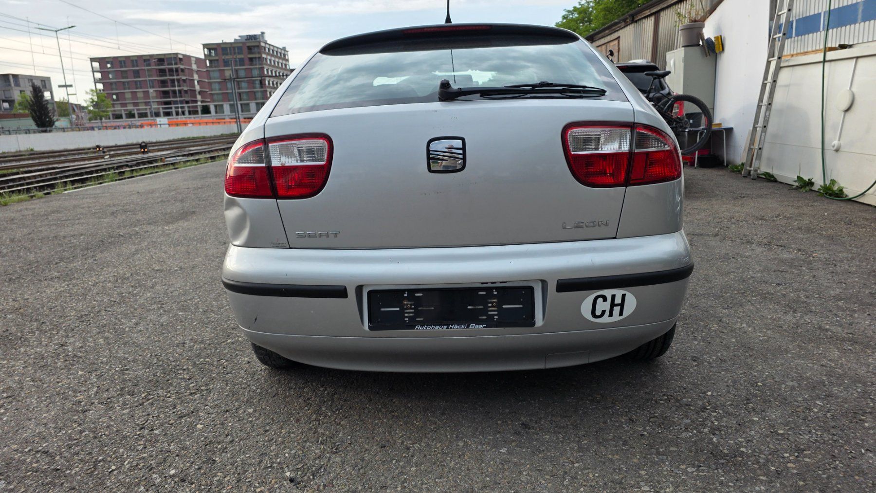 Seat Automobili: Seat Leon 1.6 Benzin – Usato da Arbon venduto da Tropxe. 3