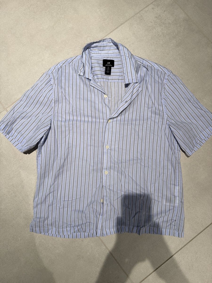 H&M Hemden: H&M Hemd kurzarm, Grösse M Regular Fit – Neu (gemäss Beschreibung) aus Sissach von swissgirl25