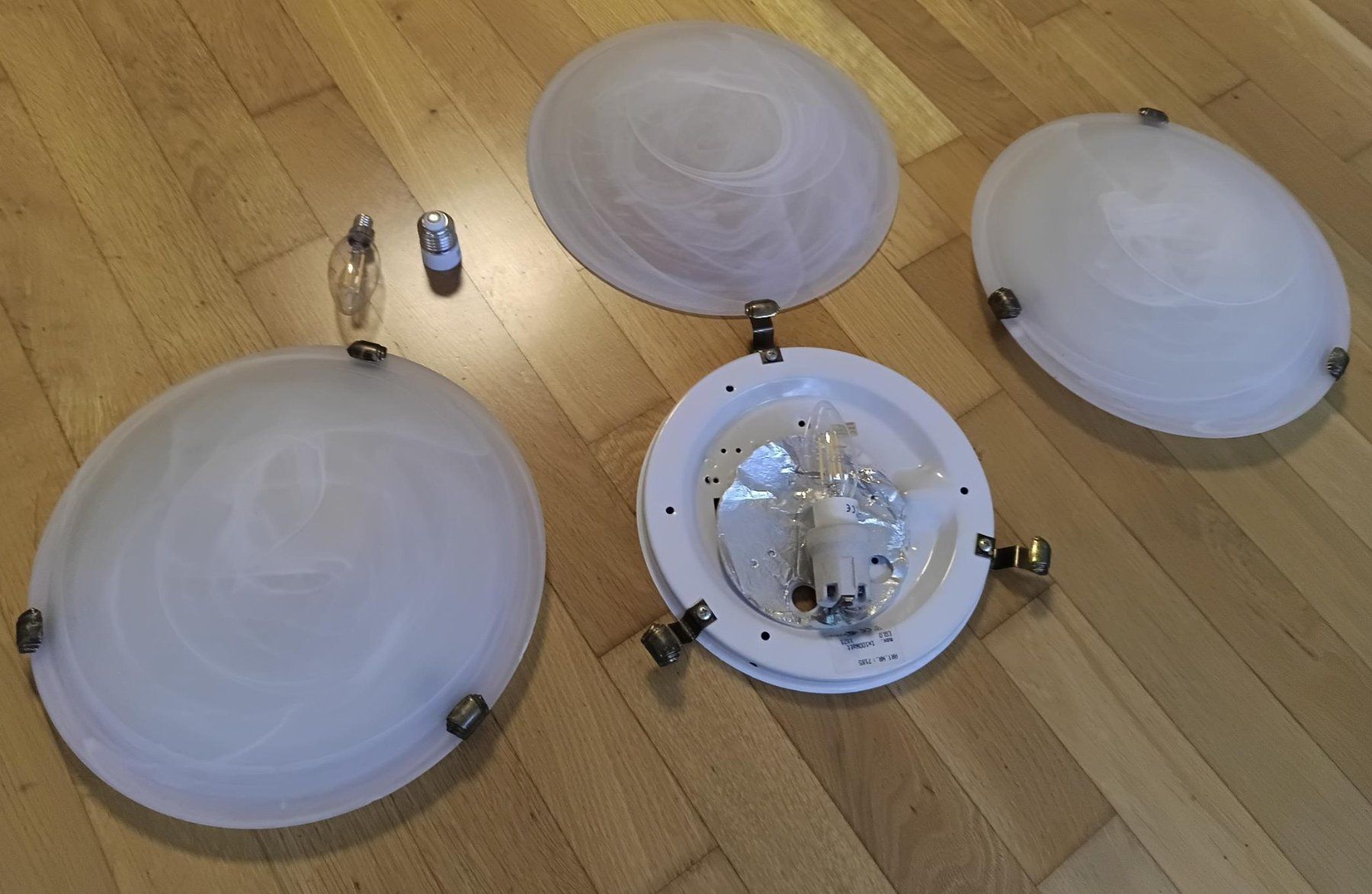 Lampadari & plafoniere: Deckenleuchten inkl. Leuchtmittel mattweiss 30cm – Usato da Dietlikon venduto da surrli13