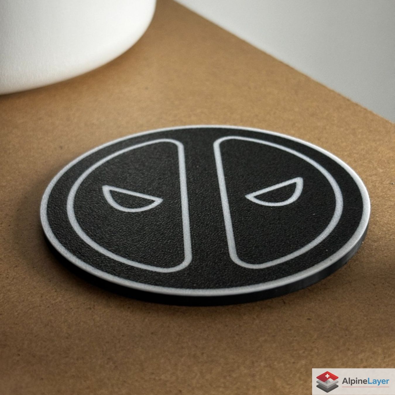 Dessous de verre: Deadpool Drink Coaster 3D Printed Cup Coaster – Neuf (Voir description) à Losone par AlpineLayer 2
