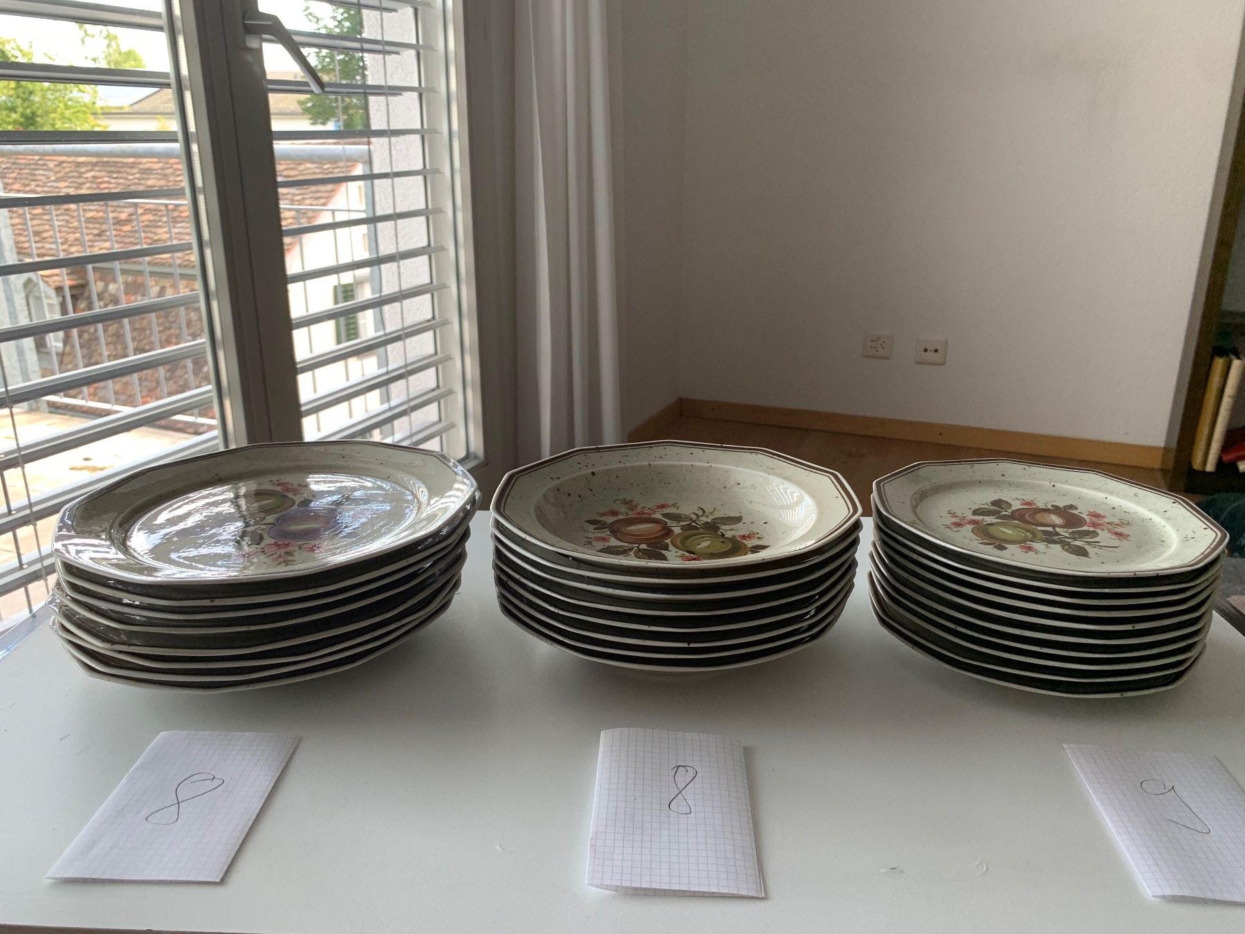 Winterling Set di piatti: Porzellanservice 8-15-teilig – Usato da Berg TG venduto da kue_q2gc 2