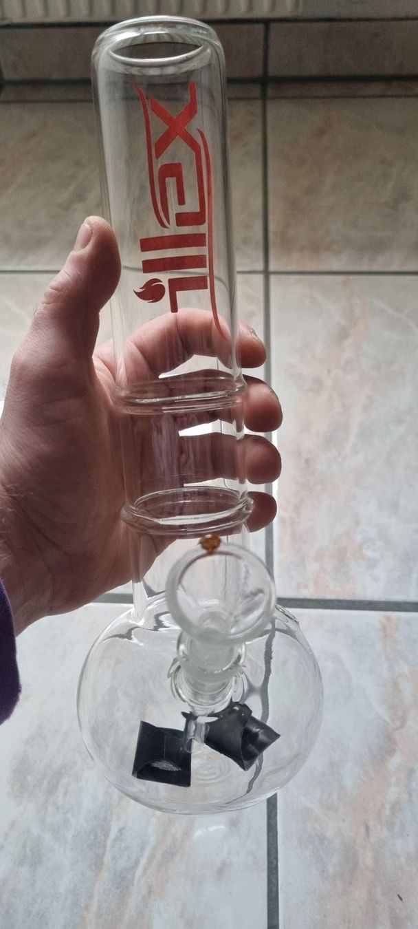 Narghilé: BONG Neu ca. 30cm – Nuovo e nell'imballaggio originale da Biel/Bienne venduto da MainVolume 1