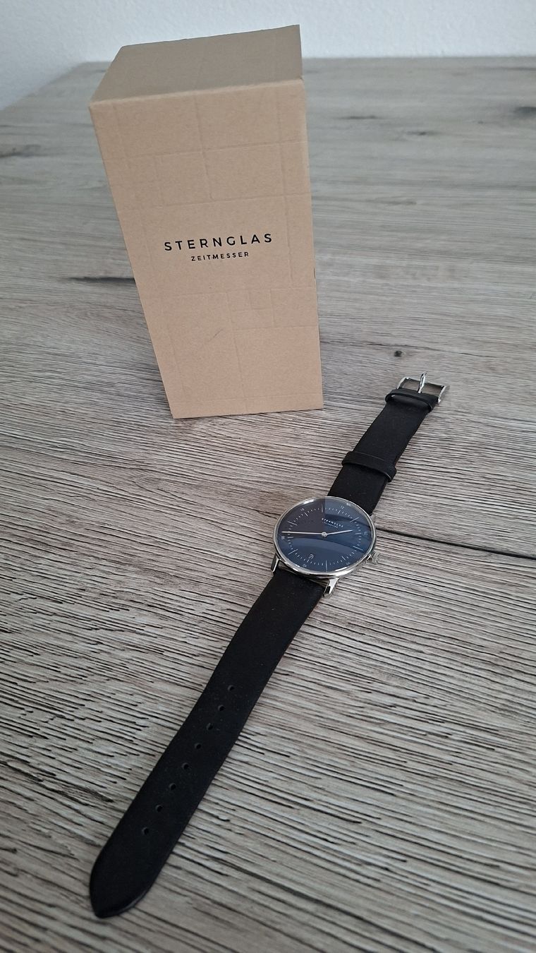 Orologi: Sternglas Naos Blaues Sunburst Dial – Nuovo (secondo la descrizione) da Kreuzlingen venduto da mic_m695 1