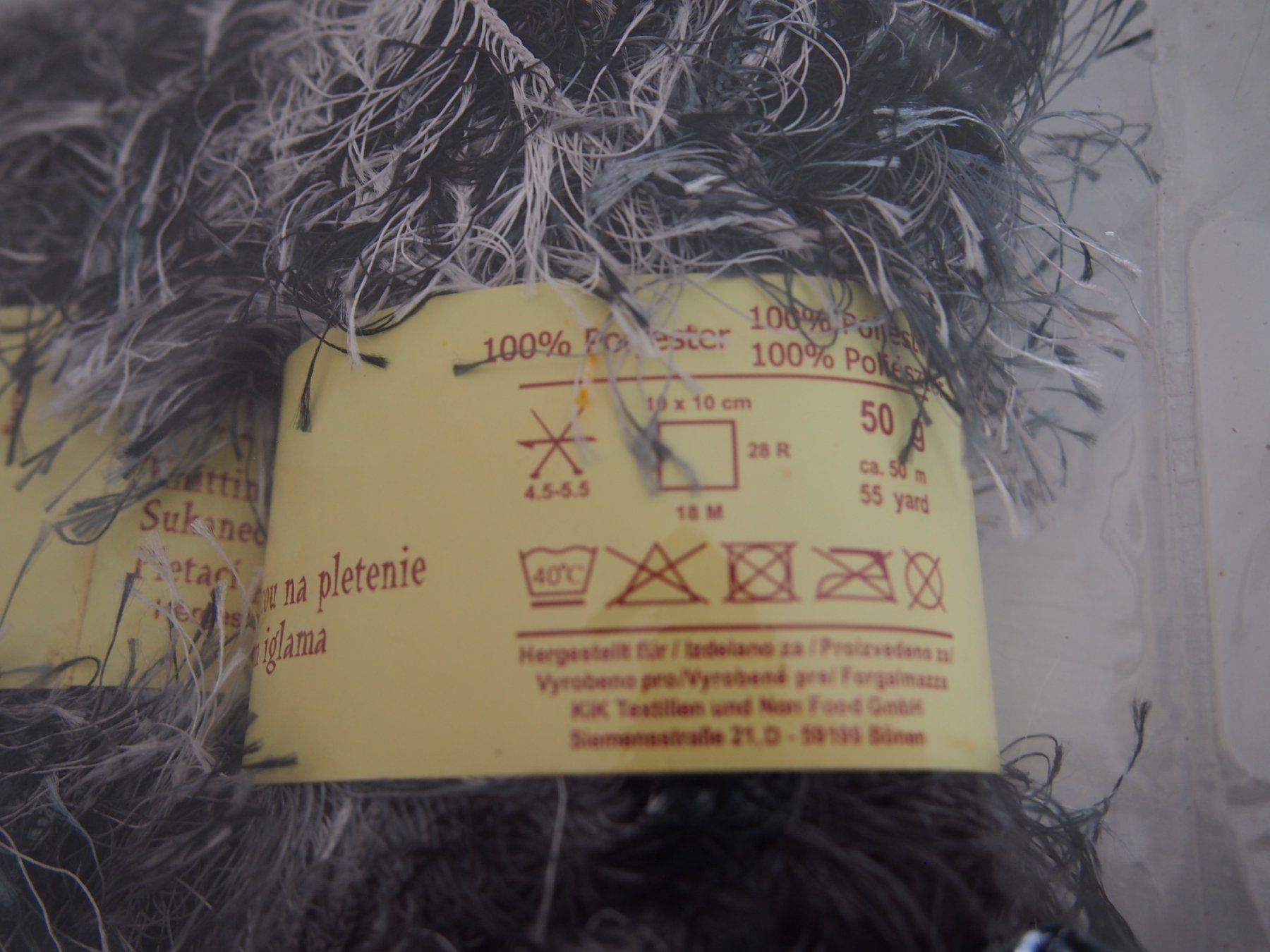 Wolle: Effektstrickgarn 3 x 50 g - schwarz/weiß – Neu und originalverpackt aus Aarburg von i_c6r8 1