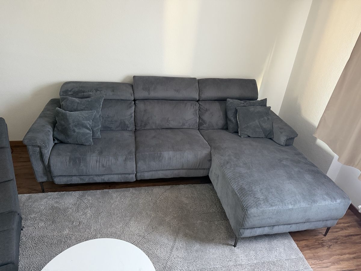 Divani: Ecksofa in Grau mit Longchair & Relaxfunktion – Nuovo (secondo la descrizione) da Frenkendorf venduto da Witwicky 1