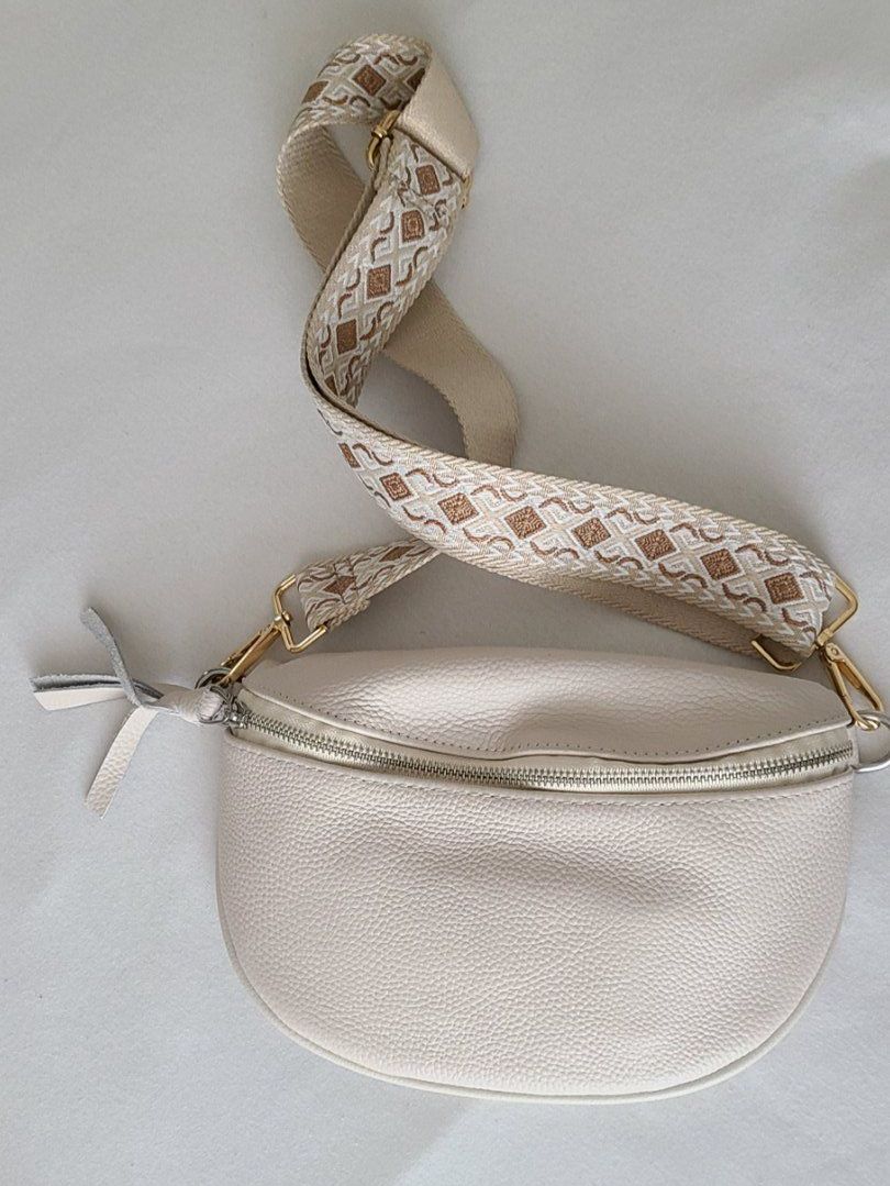 Sacs femmes: Bauchtasche aus Leder – D'occasion à Basel par Luzora