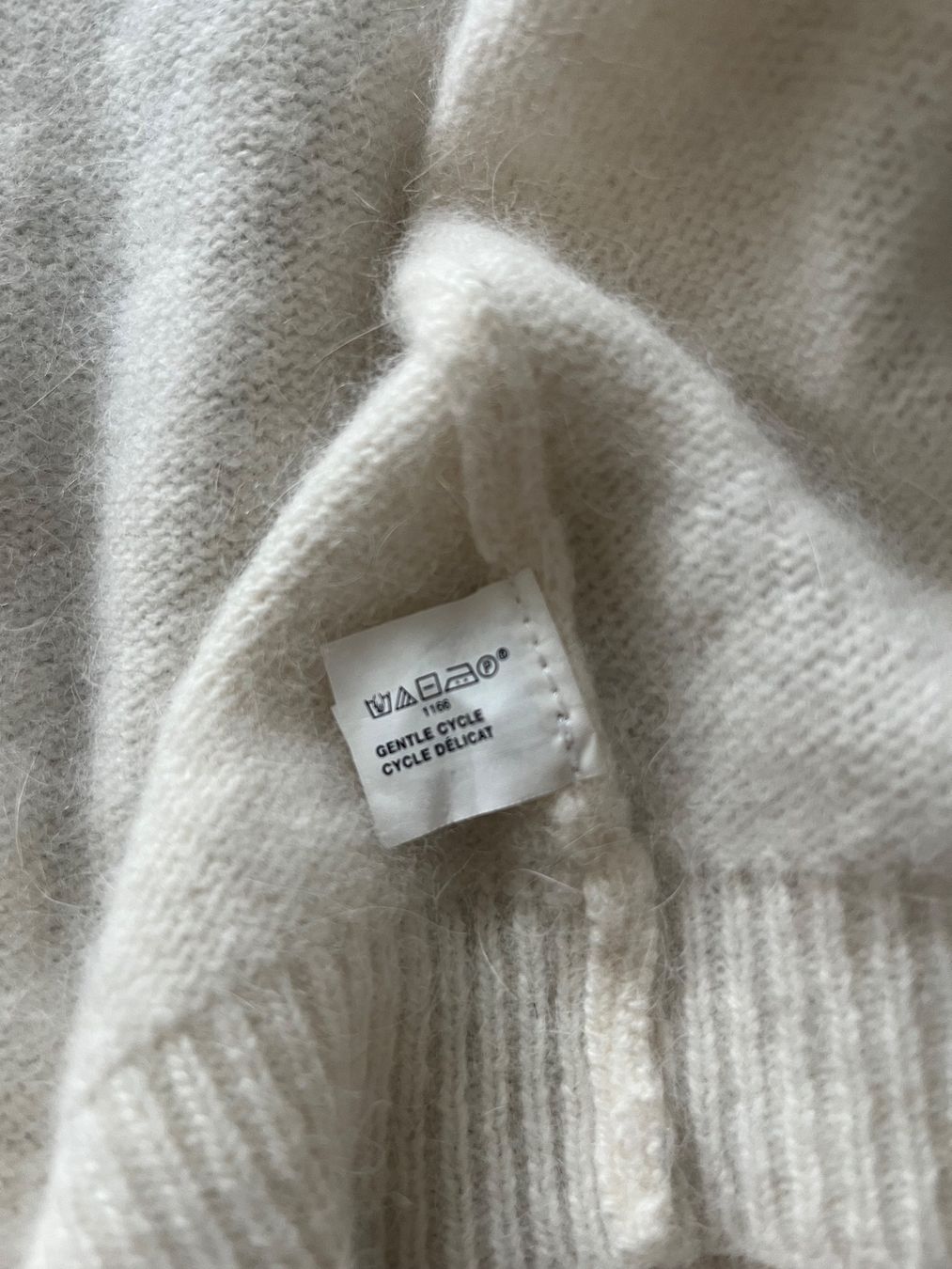 Gap Maglioni & Felpe: New beautiful sweater Gap size M – Nuovo (secondo la descrizione) da Chêne-Bougeries venduto da Seetooyoo 3