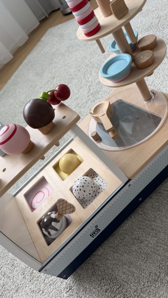 Allestimento di negozi e stand fieristici: Glacestand Eistheke  – Usato da Steinhausen venduto da inmumi 1