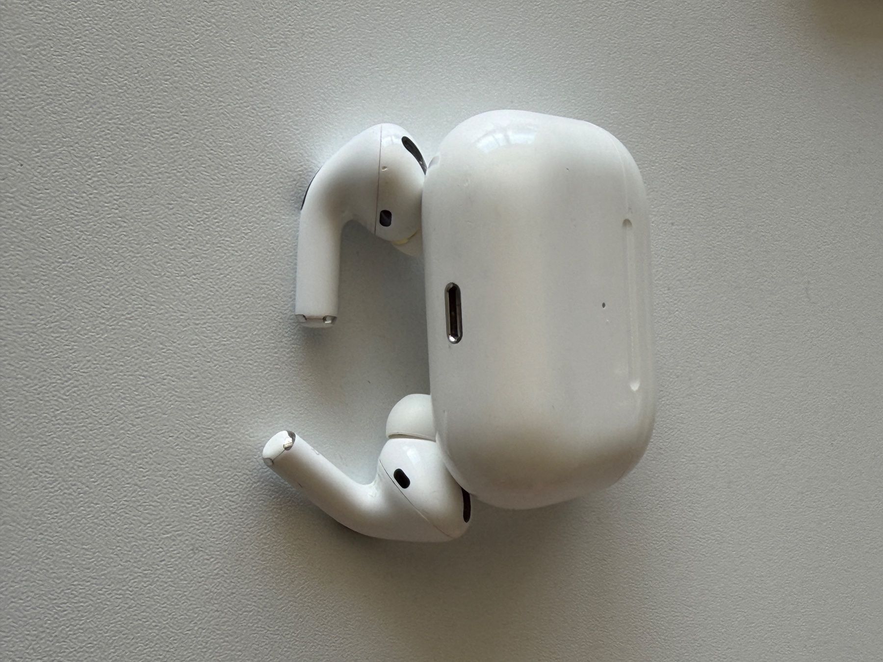 Apple Cuffie: Airpods Pro 1.Generation – Usato da Bern venduto da cyrillen 1