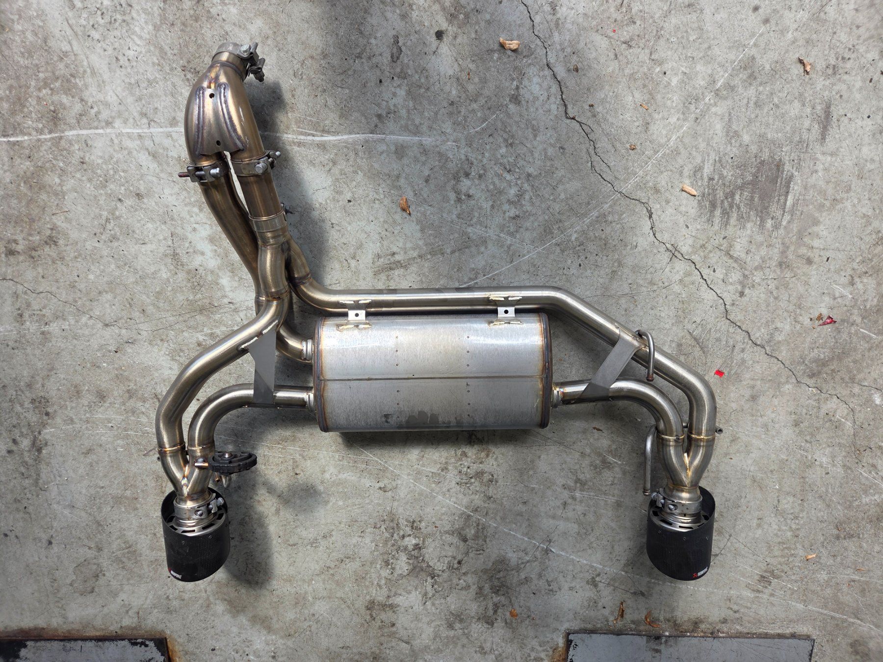 Abarth Sistemi di scarico: Akrapovic Carbon Abarth 500 – Usato da Elsau venduto da stanco-abarth 2