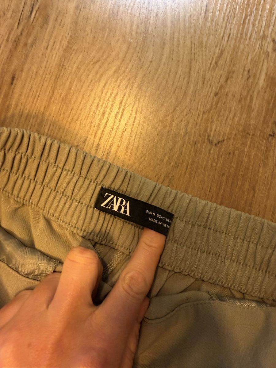 Zara Pantaloni: ZARA Hose Gr S  – Usato da Hohenrain venduto da Flysohighmybutterfly 1
