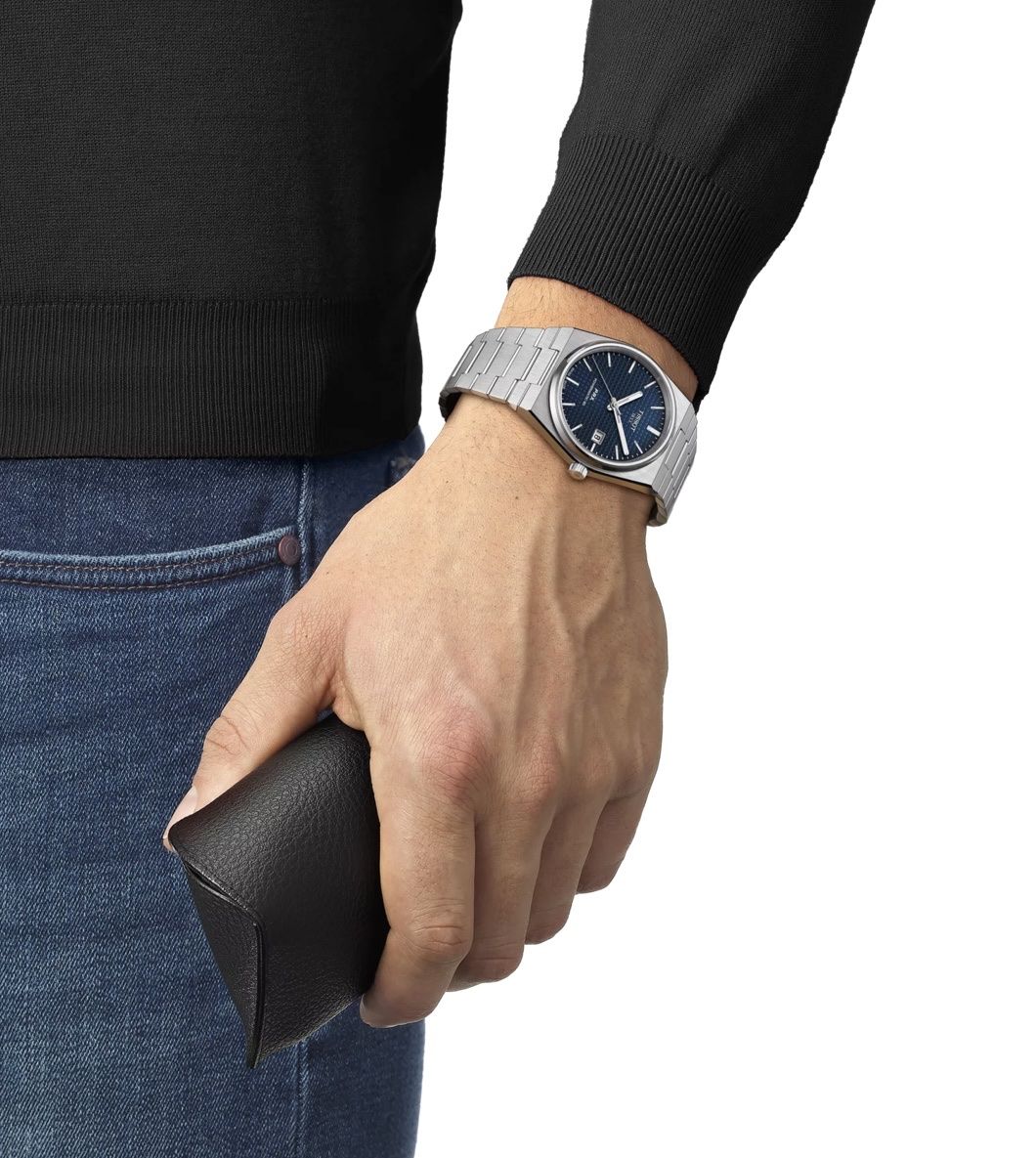 Tissot Orologi: TISSOT PRX 40MM POWERMATIC 80 blau – Nuovo e nell'imballaggio originale da Brugg AG venduto da Wristdeal 4