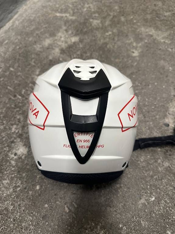 Caschi & visiere: Nova Headpro Gleitschirmhelm / Snowboardhelm / Grösse S – Usato da Bern venduto da andreas.ba