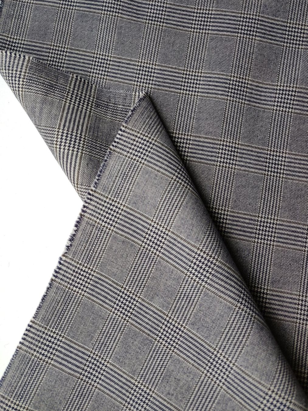 Stoffe: Anzug Stoff Baumwolle Elastan gewoben 1.75x1.50m blu gris – Neu (gemäss Beschreibung) aus Lufingen von Voyager7