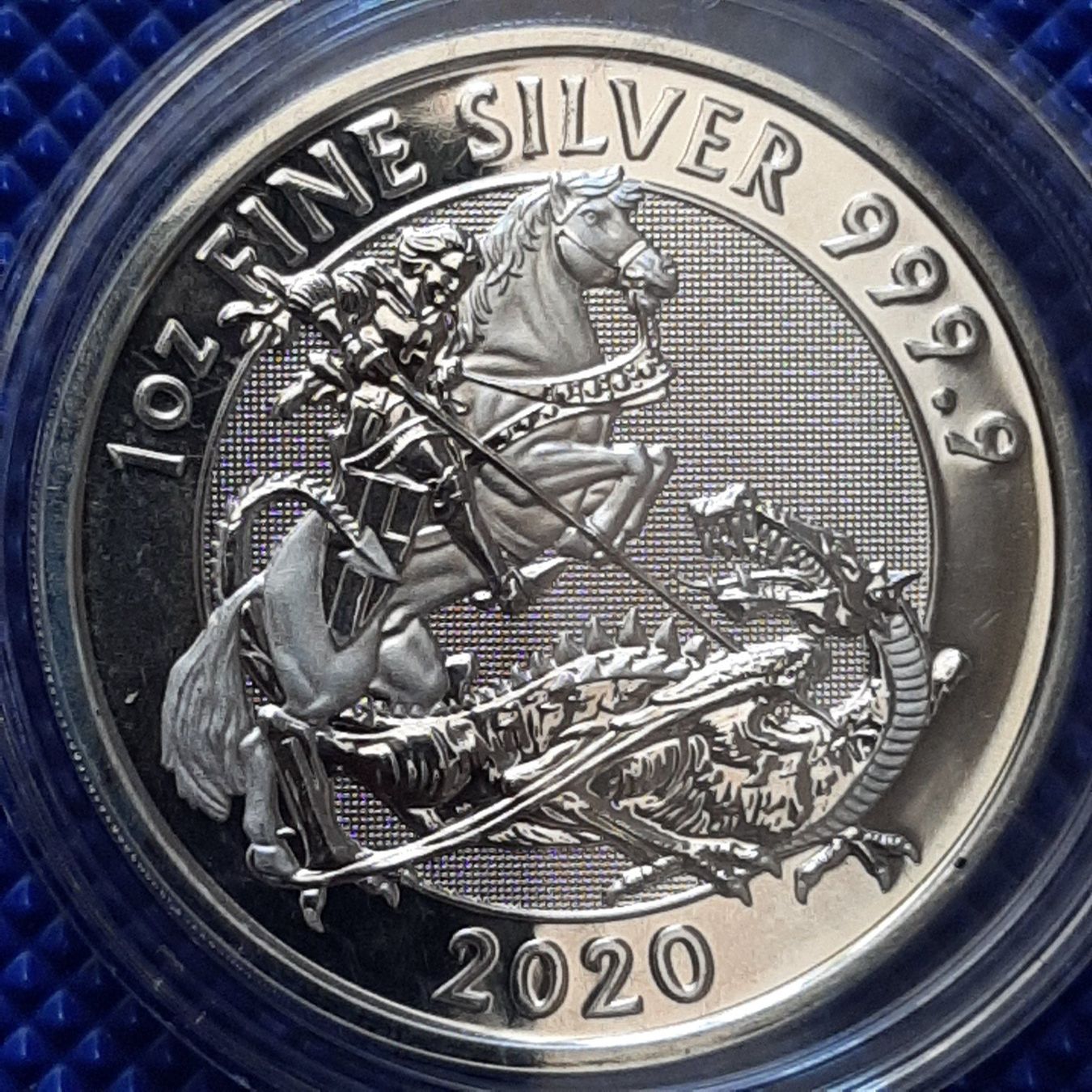 Tutti le monete: UK 1 oz Fine Silver 2020 Valiant – Usato da Carouge GE venduto da cecob0909