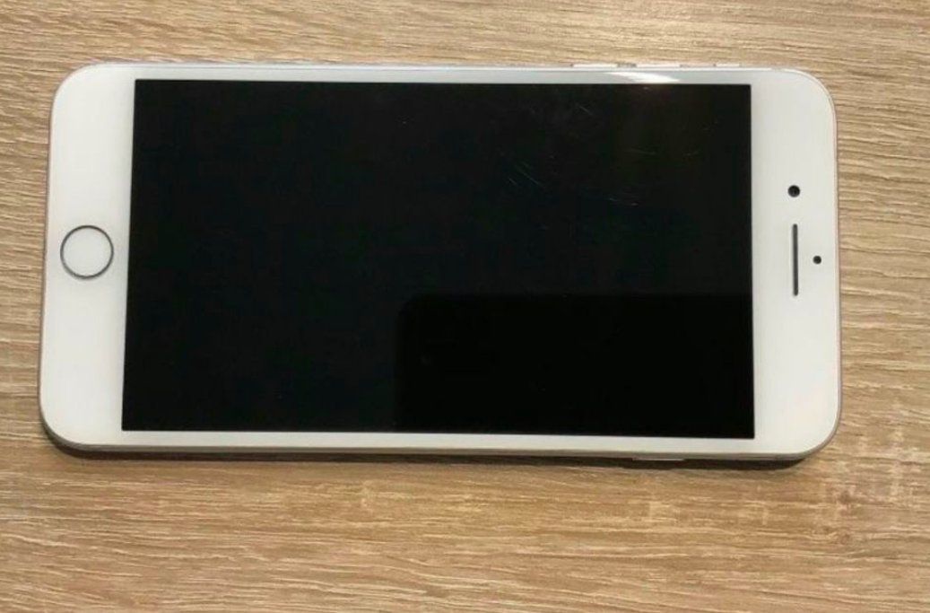 Apple Telefoni cellulari / Smartphones: Iphone 8 Plus (256GB) Akku 100% – Usato da Luzern venduto da Waince786 2
