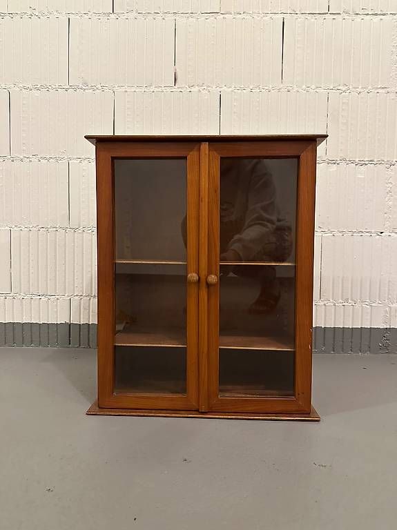 Vetrine: Vitrinenschrank – Usato da Fribourg venduto da mir_k7b9