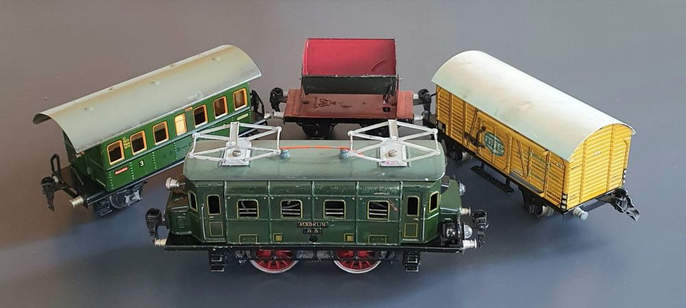 Märklin Spur 0 Lok RS 66/12910 mit 3 Wagen | Kaufen auf Ricardo