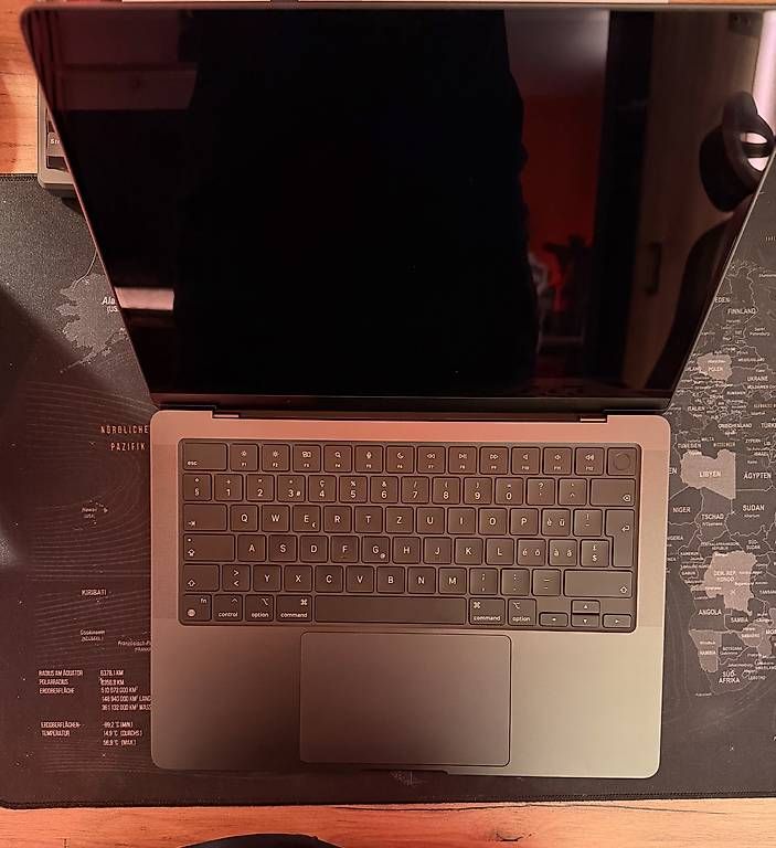 Apple Notebook: Macbook Pro M4 Pro 24Gb ram – Usato da Elgg venduto da mpr6911 2