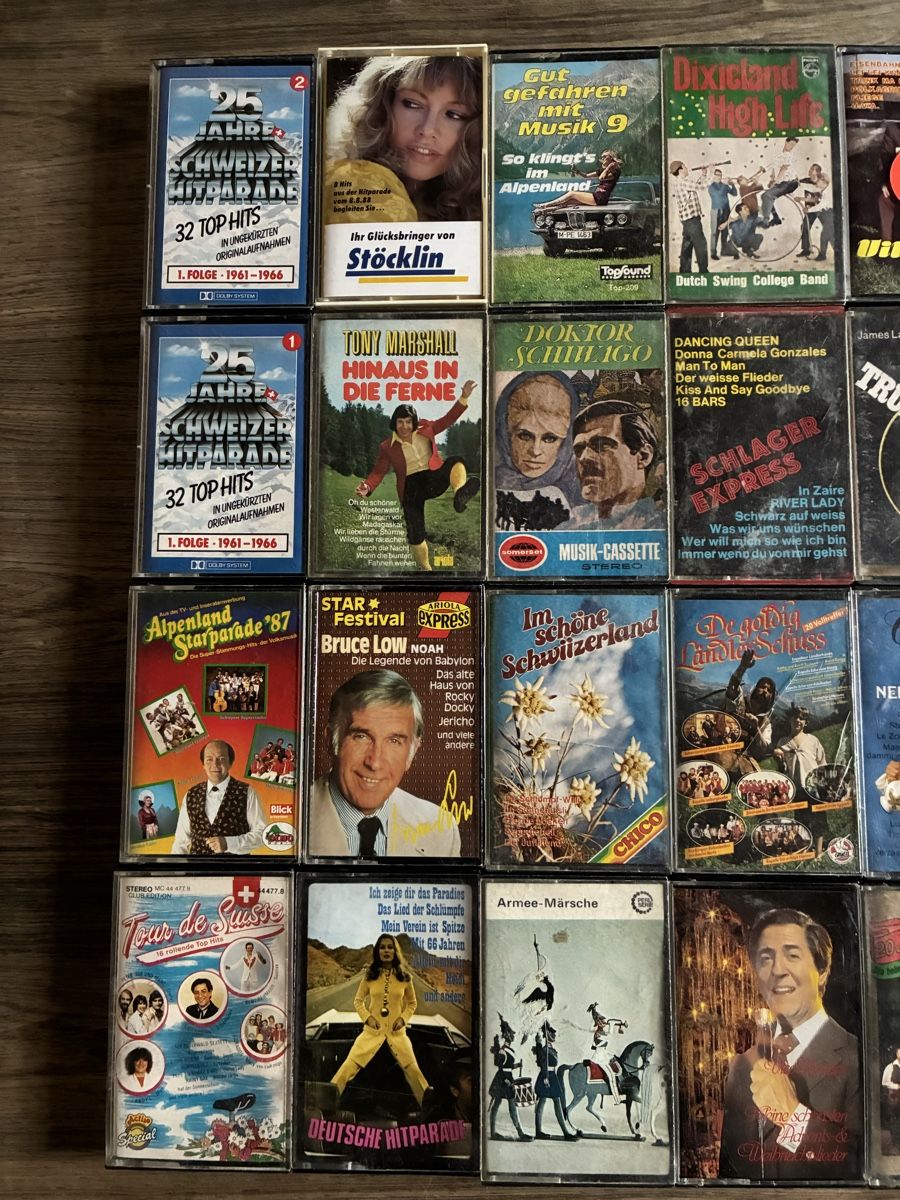 Musicassette: 28 Musikkassetten MC  – Usato da schönenwerd venduto da quartier9 1