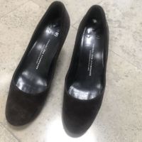 Braune Pumps aus Wildleder, Kennel und Schmenger