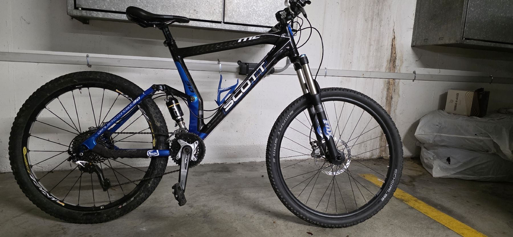Scott Biciclette: 2 Carbon Mountainbikes Scott Lieferung ab 100.- – Usato da Zürich venduto da Toetsch