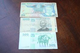 Tanzanie  3 billets différents