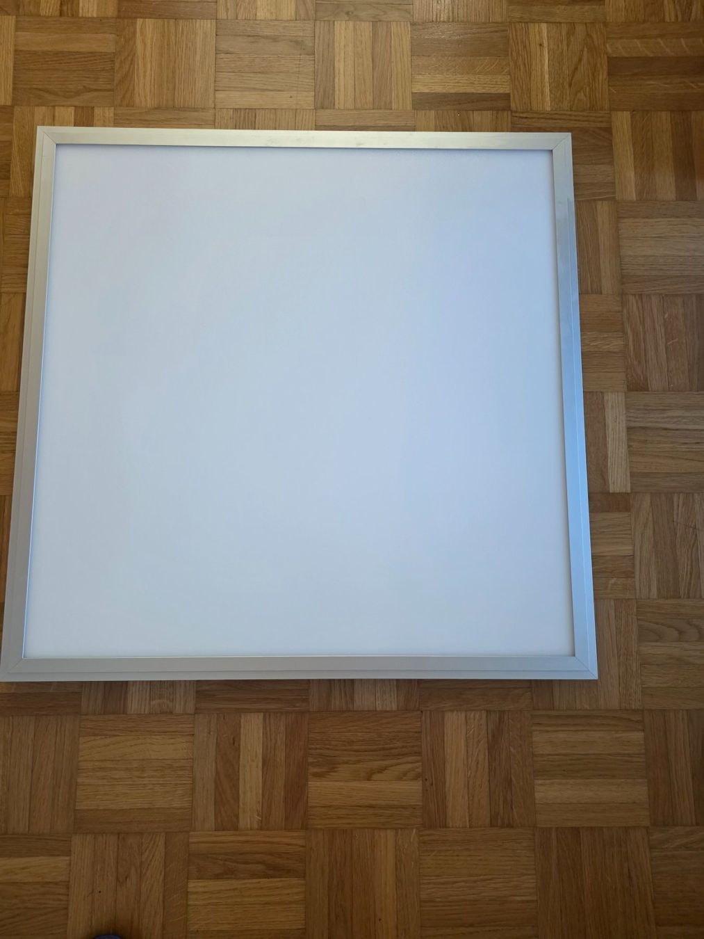 Lampade: LED  Panel, 62x62cm, 40 Watt Wand- oder Deckenlampe – Usato da Teufen AR venduto da OdoD01