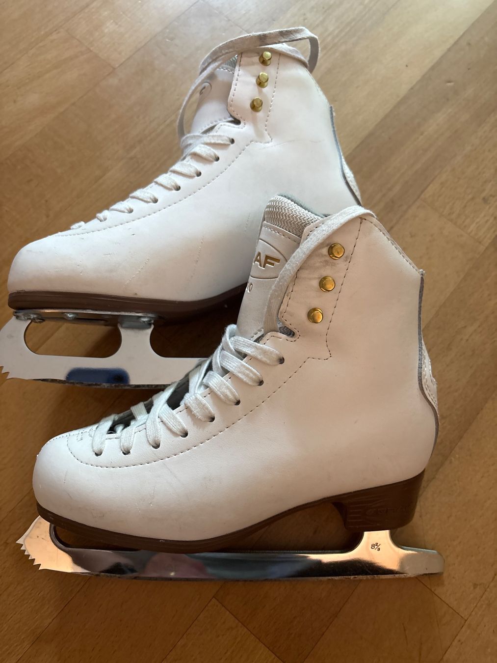 TEMPISH Mariane Eiskunstlaufschuhe Weiß – Damen, Größe 41, Mit 3D-PU-Oberfläche & Thermo-Innenfutter