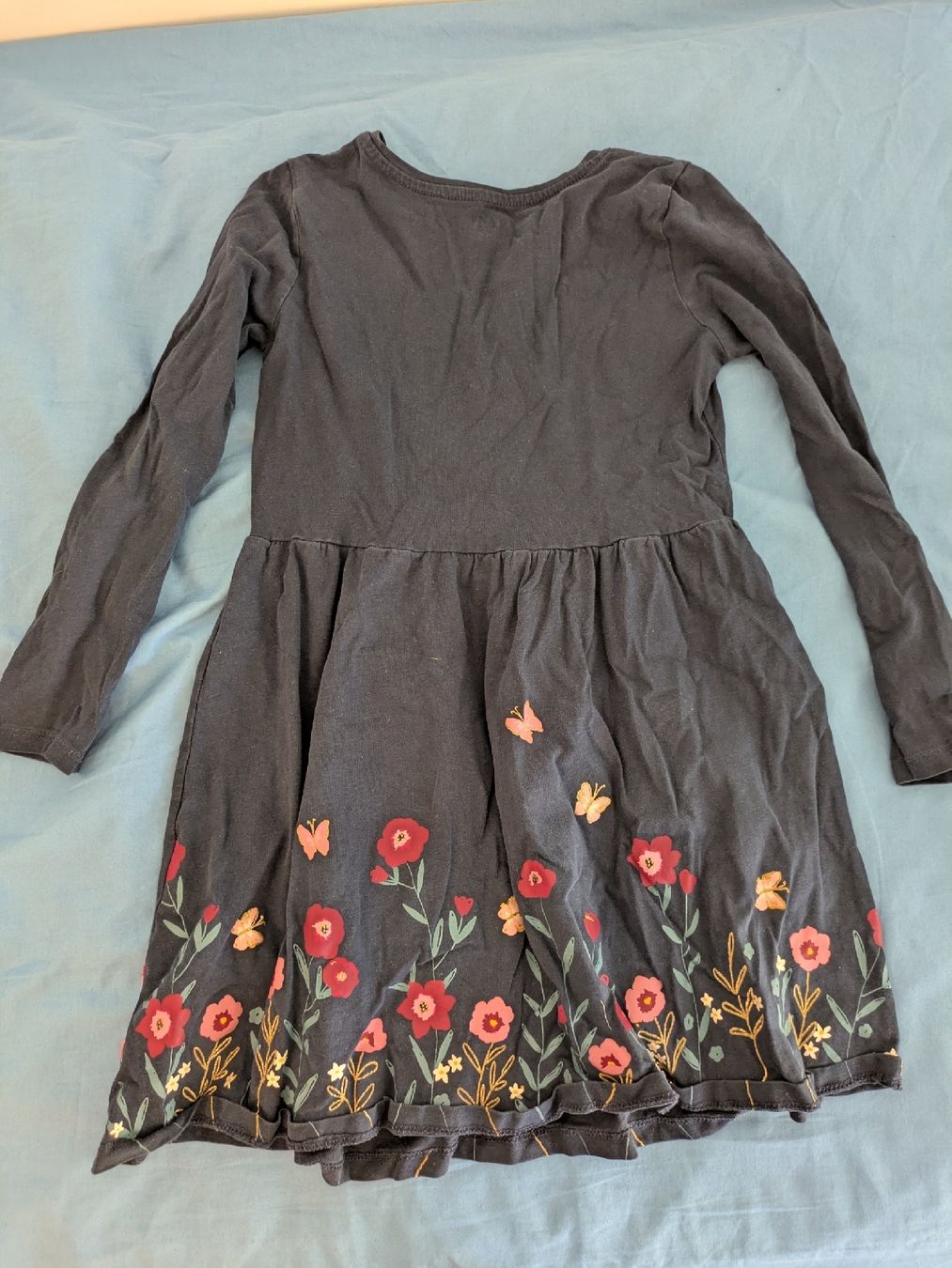 C&A Vestiti & Gonne: C&A Kleid Mädchen Grösse 140 dunkelblau Blumen Katze – Usato da Zürich venduto da s--h 2